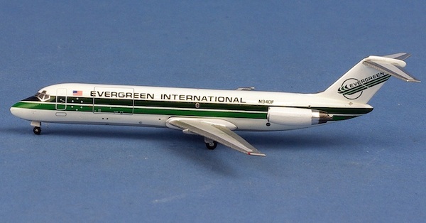 Douglas DC9-32 Evergreen International N940F  AC411143