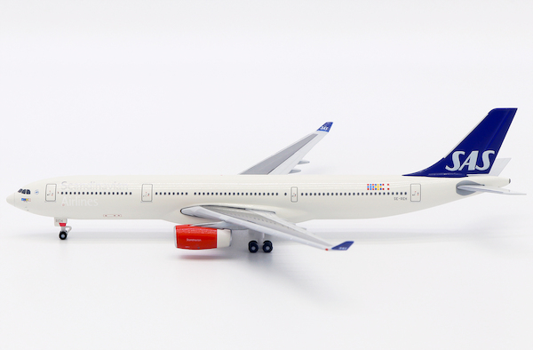 Airbus A330-300 SAS Scandinavian Airlines SE-REH SAS126114