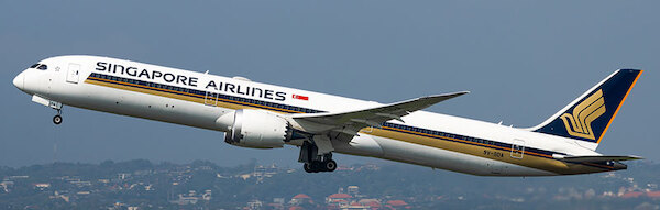 Boeing 787-10 Dreamliner Singapore Airlines 9V-SDA AV4393