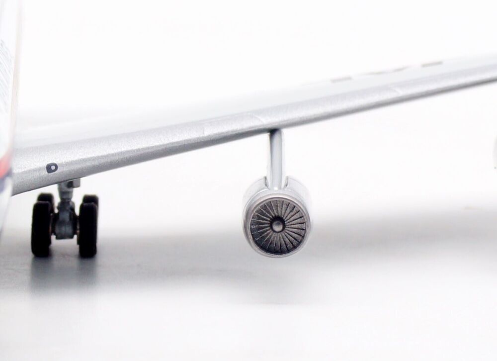 B Models B-862-JAL-33P Douglas DC-8-62 Japan Air Lines – JAL JA8