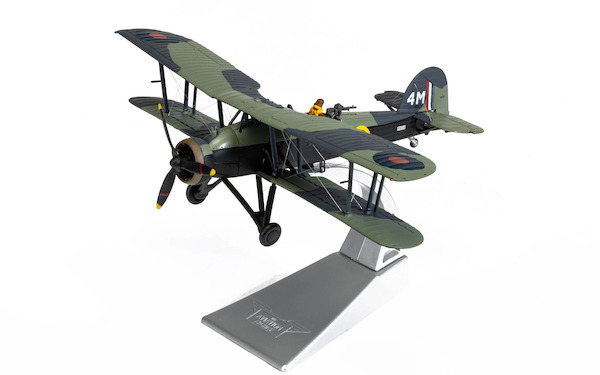 Fairey Swordfish Mk.I P4154/L4M, Lt(A) H. Swayne RN (Pilot) and Sub Lt(A) J. Buscall RNVR (Observer) AA36312