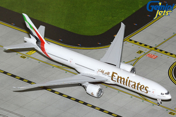 Boeing 777-300ER Emirates A6-EQH GJUAE2318