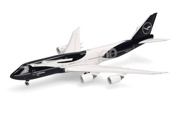 Boeing 747-8 Lufthansa 100 years D-ABYN 539500