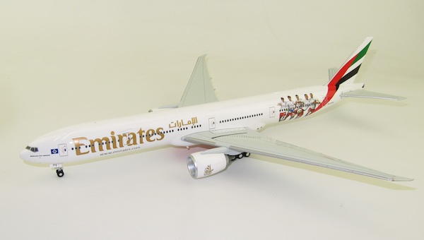 Boeing 777-300ER Emirates "Hamburger SV" A6-EPS  559034