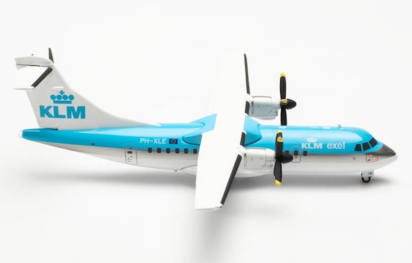 ATR42-300 KLM Exel PH-XLE  571654