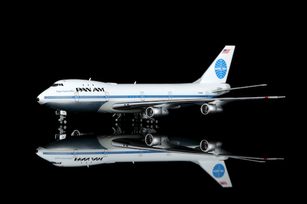 Boeing 747-100 Pan Am "Clipper Dashing Wave" N749PA Flaps Down B551412PF