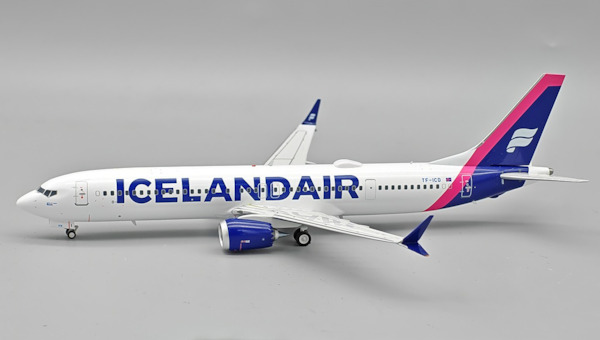 Boeing 737 MAX 9 Icelandair TF-ICD IF739MFI1125