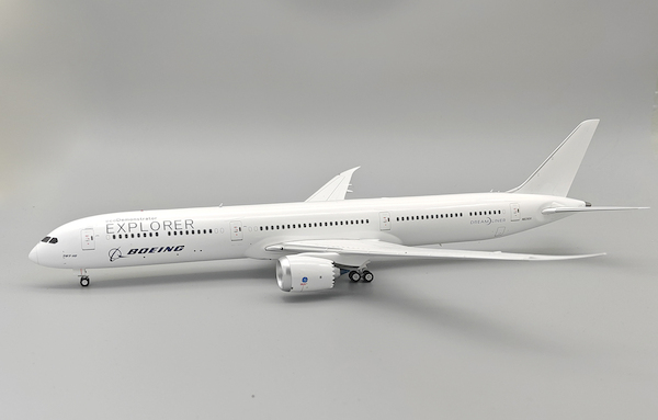 Boeing 787-10 Dreamliner EXPLORER N8290V IF78XBOEING290V