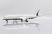 Boeing 787-8 Dreamliner BBJ Brunei Government V8-OAS Flaps Down 