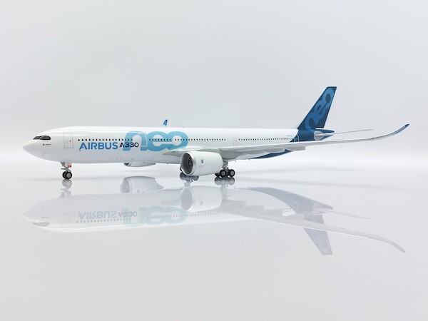Airbus A330-900neo Airbus House Color F-WTTN XX20342