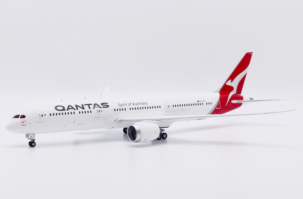 Boeing 787-9 Dreamliner Qantas VH-ZNF XX20624