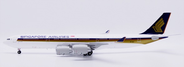 Airbus A340-500 Singapore Airlines "Large Titles" 9V-SGD XX20674