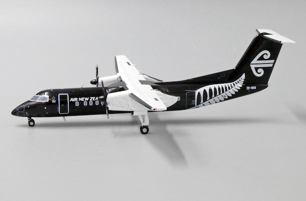 Bombardier Dash 8-Q300 Air New Zealand "All Blacks" ZK-NEM  XX2272
