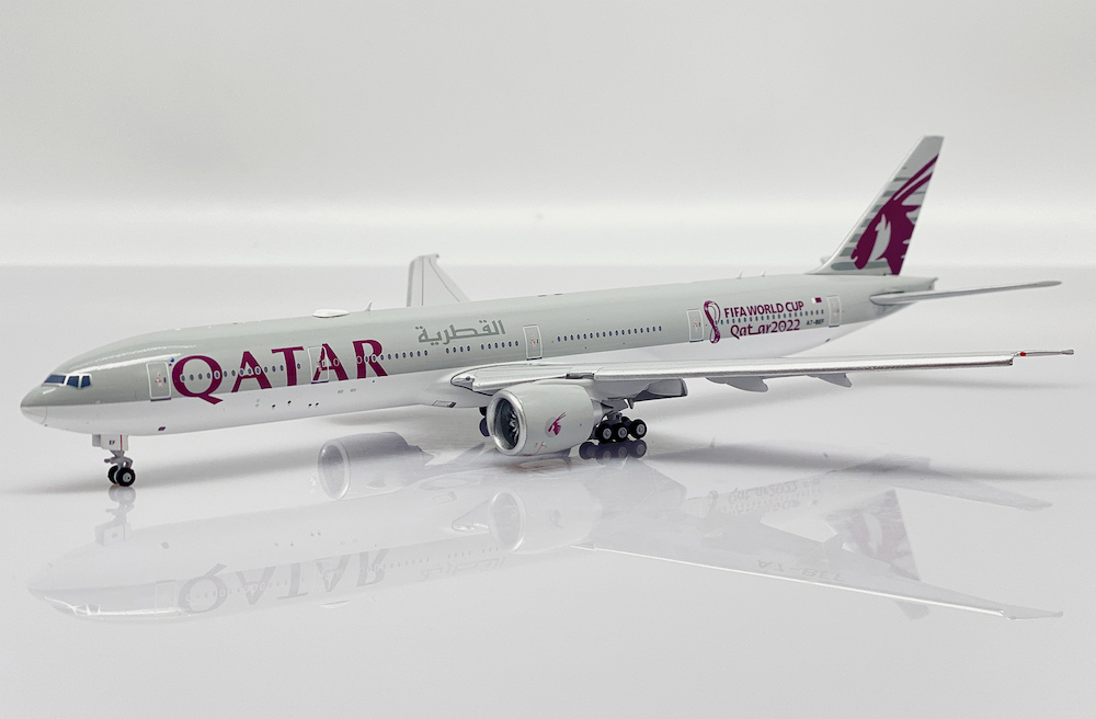 JC Wings XX40135A Boeing 777-300ER Qatar Airways 