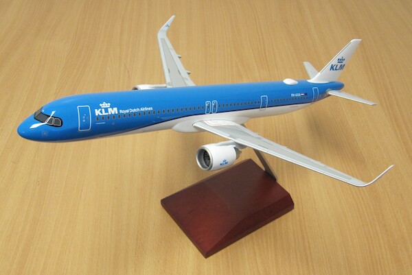 Airbus A321neo KLM PH-AXA LU093