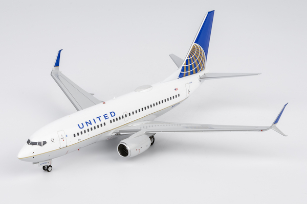 Boeing 737-700 United Airlines "CO-UA merged livery" N27734 05035