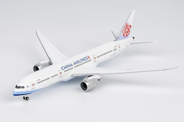 Boeing 787-9 Dreamliner China Airlines B-18811 first 787-9 for China Airlines ULTIMATE with luxurious package 55158