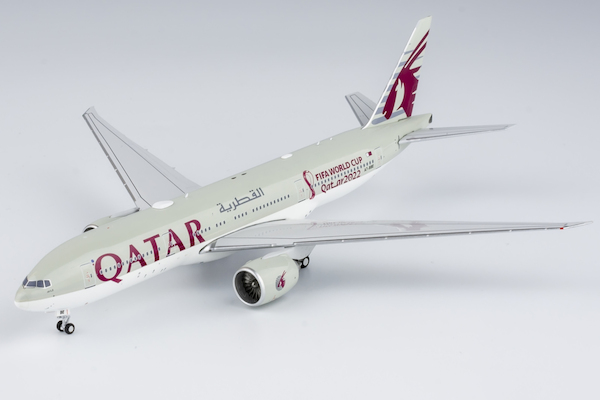 Boeing 777-200LR Qatar Airways "FIFA World Cup Qatar 2022" A7-BBE  72043