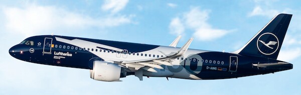 Airbus A320neo Lufthansa 100 years D-AING 04683