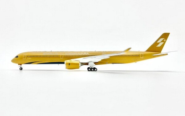 Airbus A350-1000 Starlux "Airsorayama Gold" B-58554 04694
