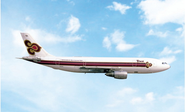 Airbus A300B4-203 Thai Airways HS-TGH Rattanakosin Bicentennial 1982 12107