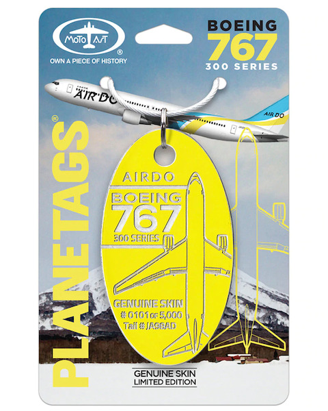 Keychain made of: Boeing 767 Air Do JA98AD Yellow  JA98AD Y