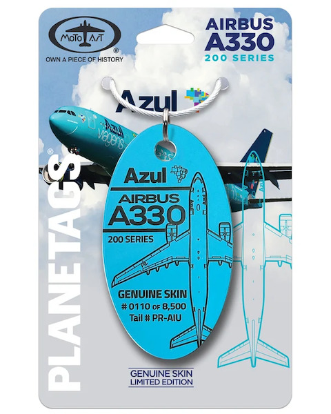 Keychain made of: Azul Airlines A330 PR-AIU PR-AIU
