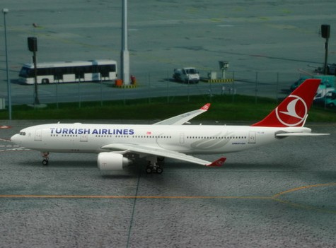 Airbus A330-200 THY Turkish Airlines TC-JIR
