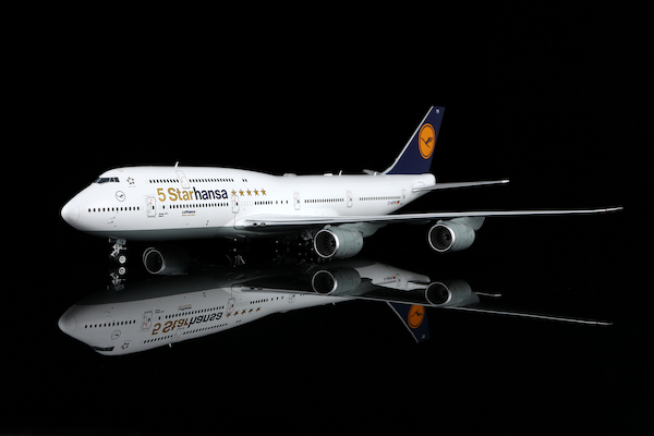 Boeing 747-8 Lufthansa 5-starHansa D-ABYM L2110