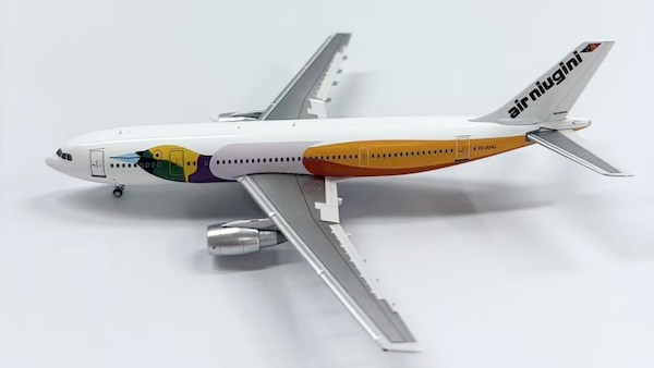 Airbus A300-B4 Air Niugini P2-ANG Y30003