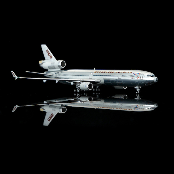 McDonnell Douglas MD11 House Colors N111MD YY1104P
