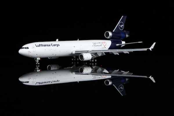 McDonnell Douglas MD11F Lufthansa Cargo "Final flight" D-ALCC Flaps down YY1117F
